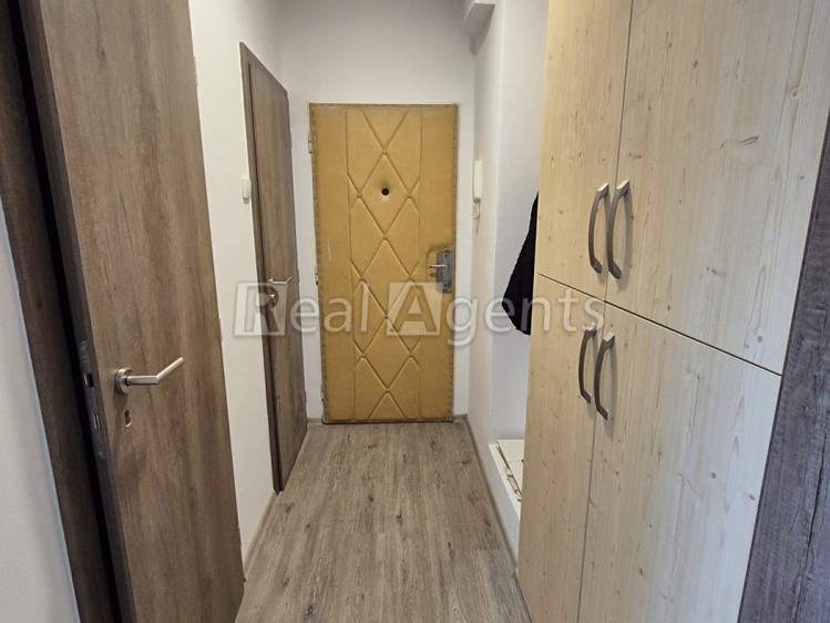 Pronájem bytu 3+1 58 m² - foto 6