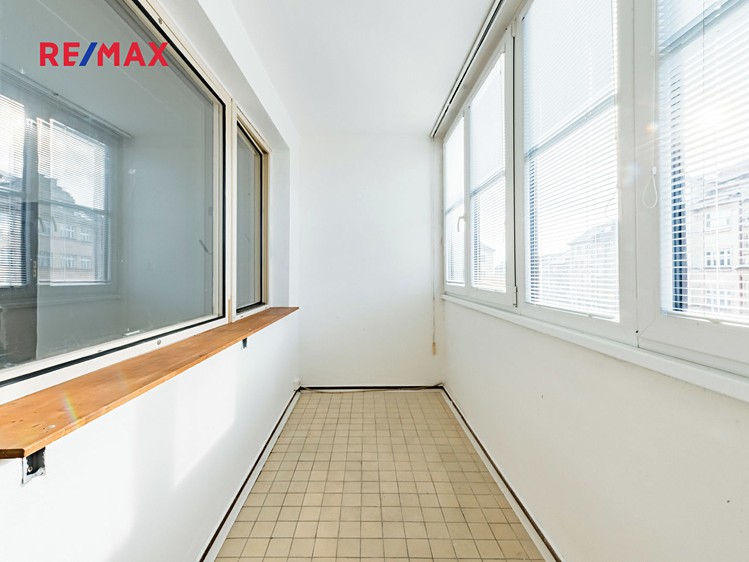 Pronájem bytu 1+1 43 m² (Jednopodlažní) - foto 7