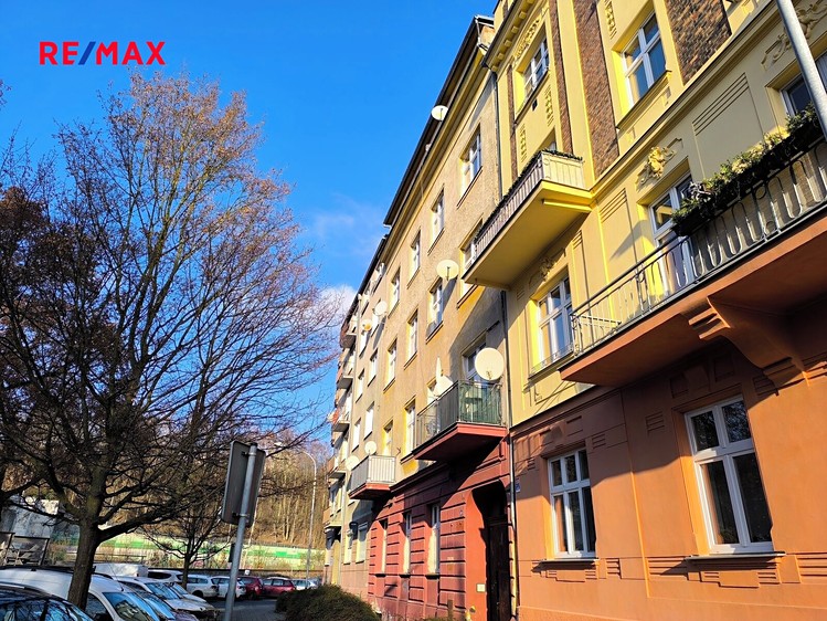 Pronájem bytu 2+1 69 m² - foto 2