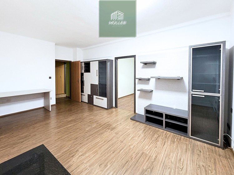 Pronájem bytu 3+1 75 m² - foto 1