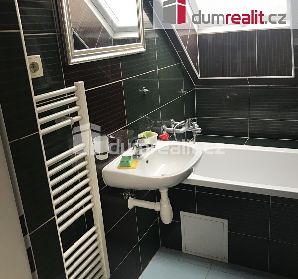 Pronájem bytu 3+kk 50 m² - foto 1