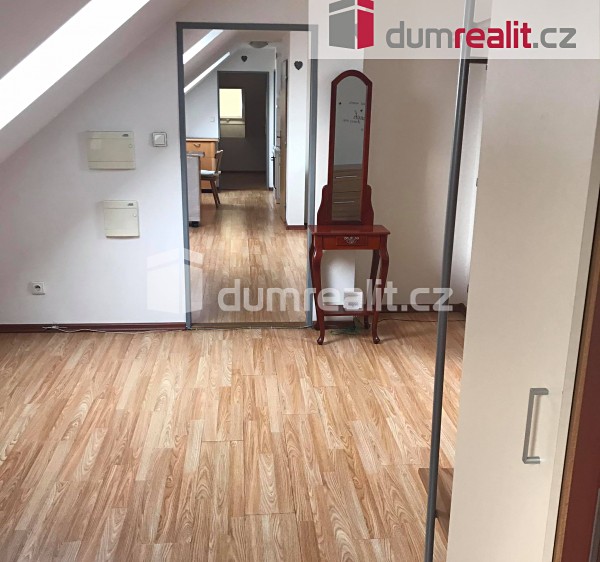 Pronájem bytu 3+kk 50 m² - foto 3