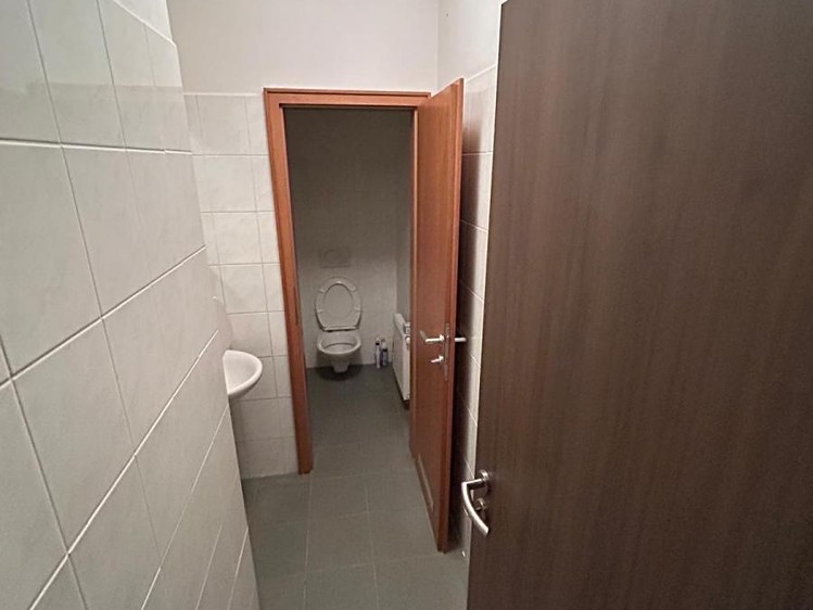 Pronájem bytu 1+1 30 m² - foto 6