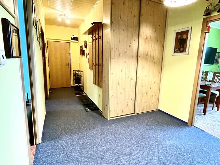 Pronájem bytu 3+1 76 m² - foto 6