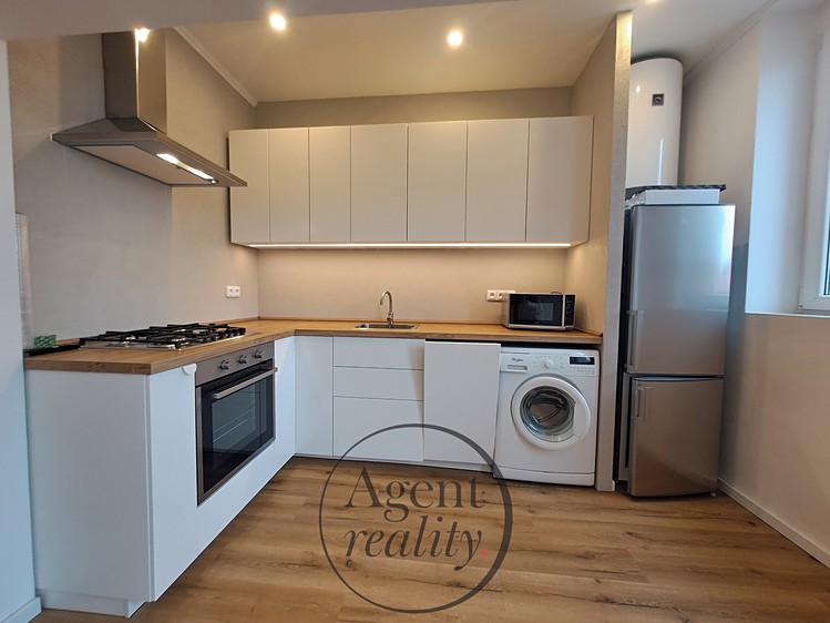 Pronájem bytu 2+kk 62 m² - foto 4