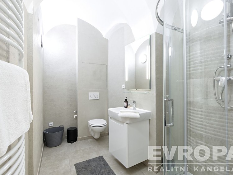 Pronájem bytu 3+1 95 m² - foto 6
