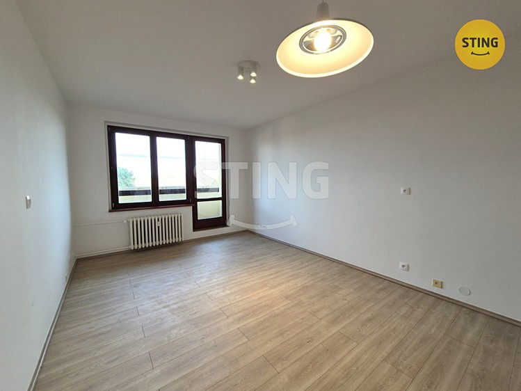 Pronájem bytu 1+kk 28 m² - foto 2