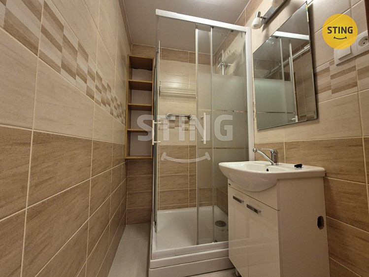 Pronájem bytu 1+kk 28 m² - foto 4
