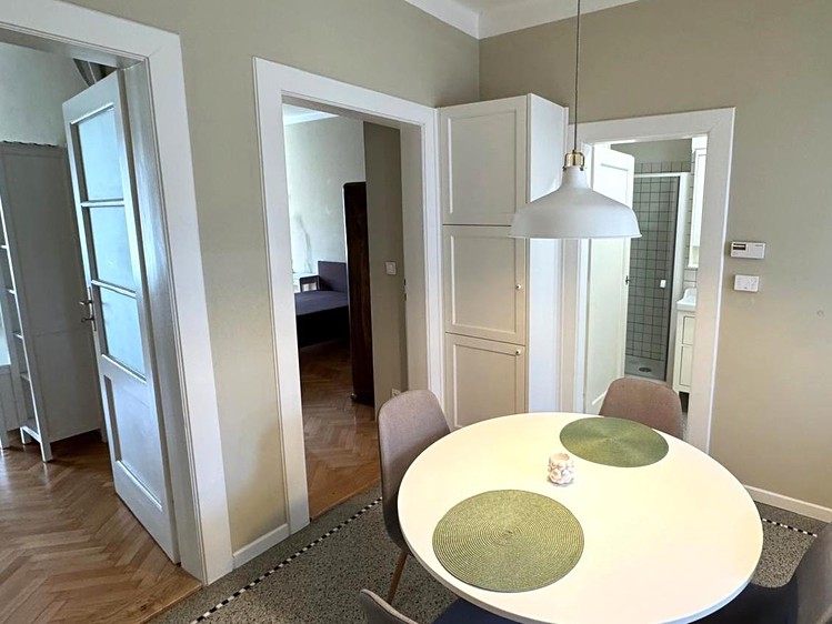 Pronájem bytu 3+1 67 m² - foto 3