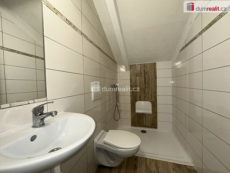 Pronájem bytu 1+kk 29 m² - foto 2
