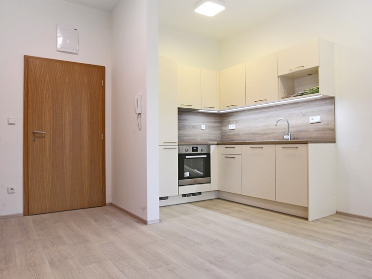 Pronájem bytu 2+kk 42 m² - foto 1