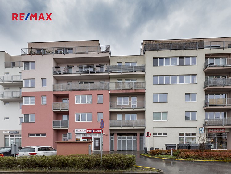 Pronájem bytu 2+kk 41 m² - foto 1