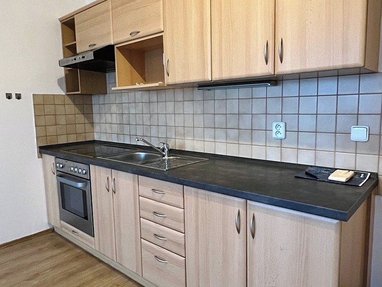 Pronájem bytu 2+kk 41 m² - foto 2