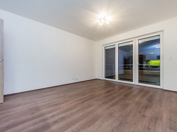 Pronájem bytu 1+kk 36 m² (Jednopodlažní) - foto 1