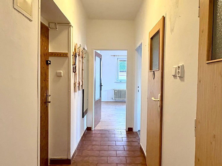Pronájem bytu 2+1 56 m² - foto 4