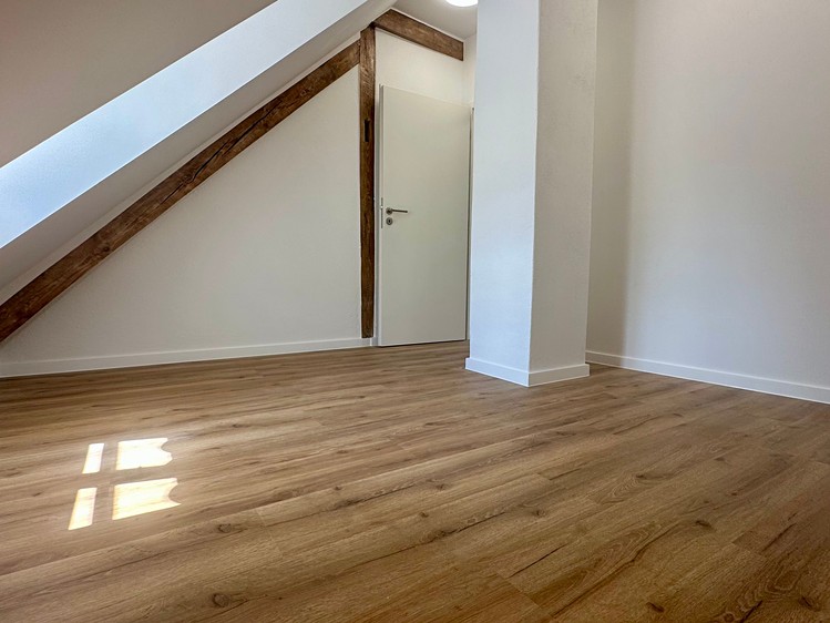 Pronájem bytu 3+kk 70 m² (Podkrovní) - foto 5
