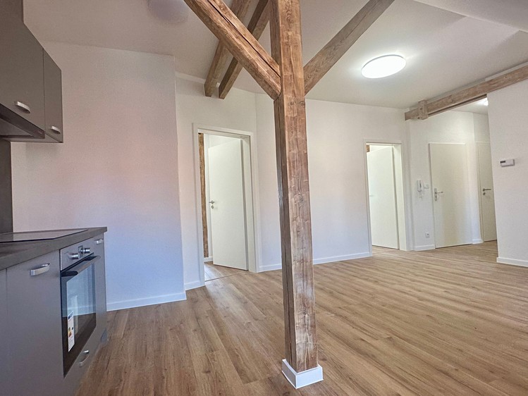 Pronájem bytu 3+kk 70 m² (Podkrovní) - foto 7