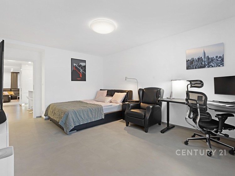 Pronájem bytu 3+1 86 m² - foto 5