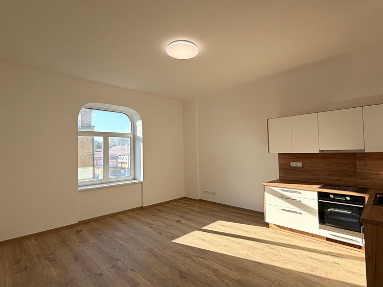 Pronájem bytu 2+kk 52 m² - foto 3