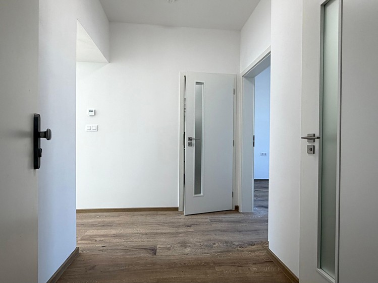 Pronájem bytu 2+kk 52 m² - foto 5