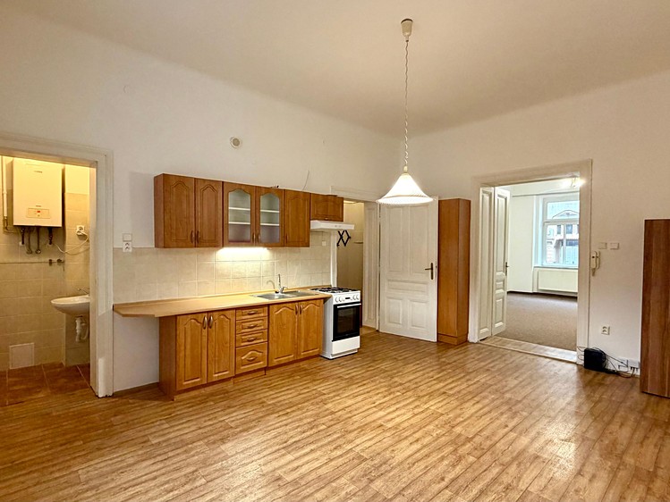Pronájem bytu 2+kk 57 m² - foto 1