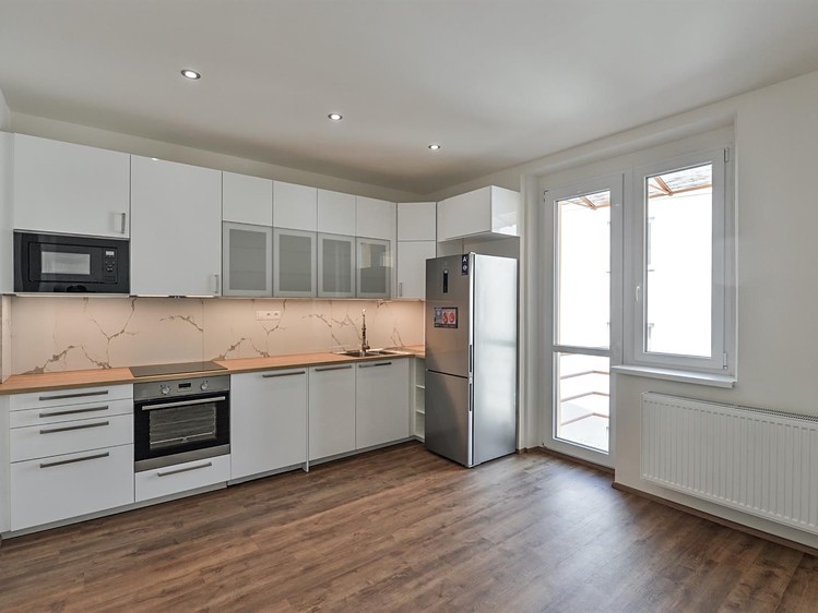 Pronájem bytu 3+1 103 m² - foto 4