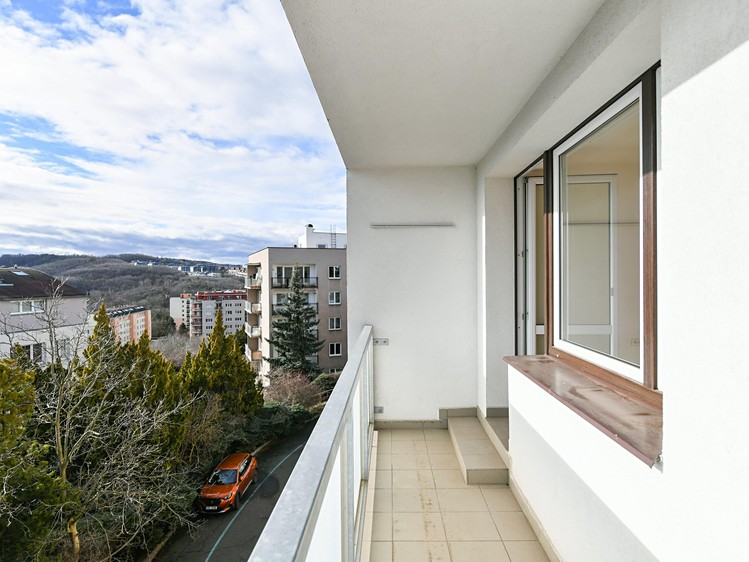 Pronájem bytu 3+1 96 m² - foto 4