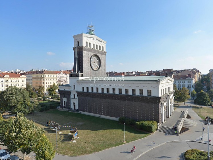 Pronájem bytu 3+kk 137 m² - foto 2