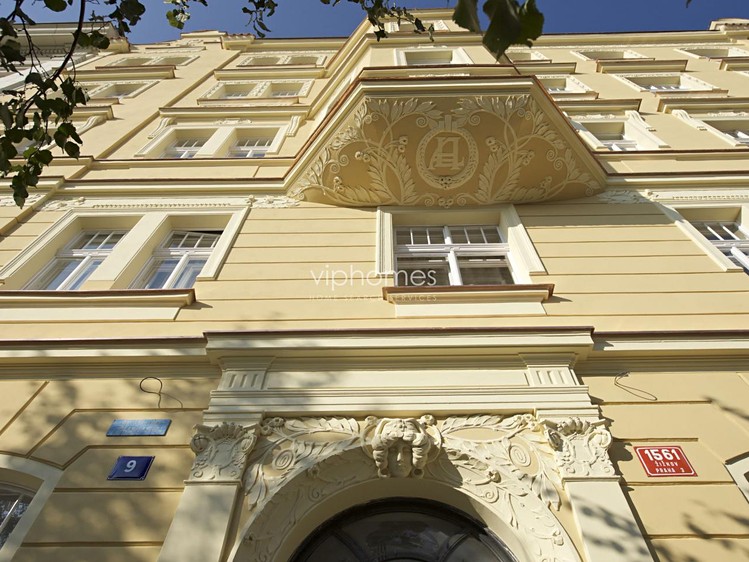 Pronájem bytu 3+kk 137 m² - foto 8
