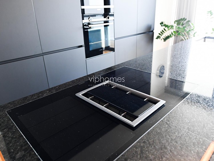 Pronájem bytu 4+kk 141 m² - foto 8
