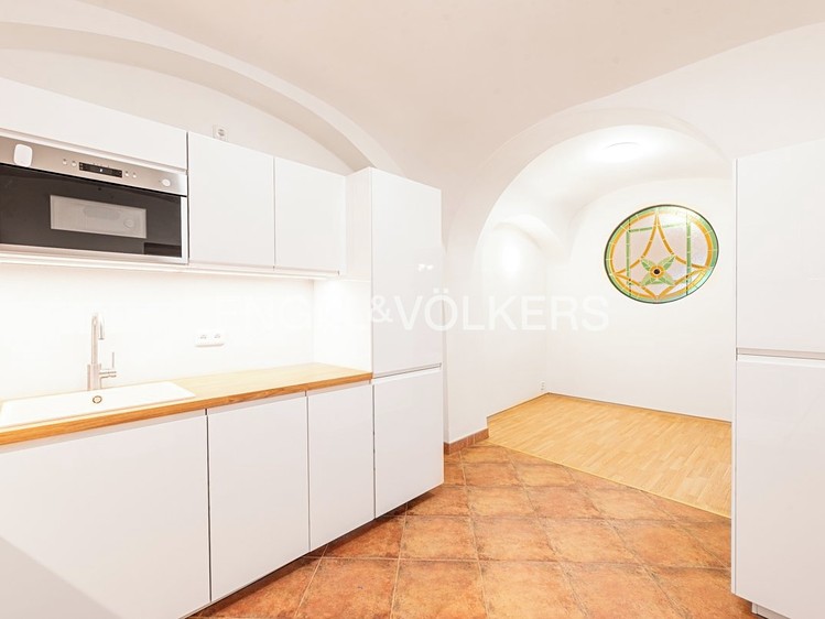 Pronájem bytu 2+1 65 m² - foto 4