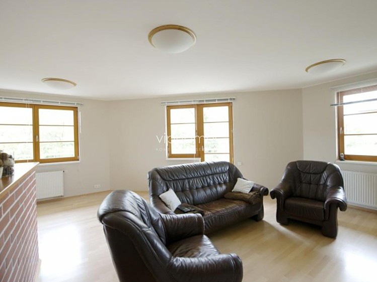 Pronájem bytu 4+kk 110 m² - foto 3