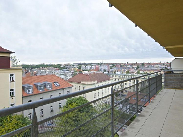 Pronájem bytu 4+kk 110 m² - foto 5