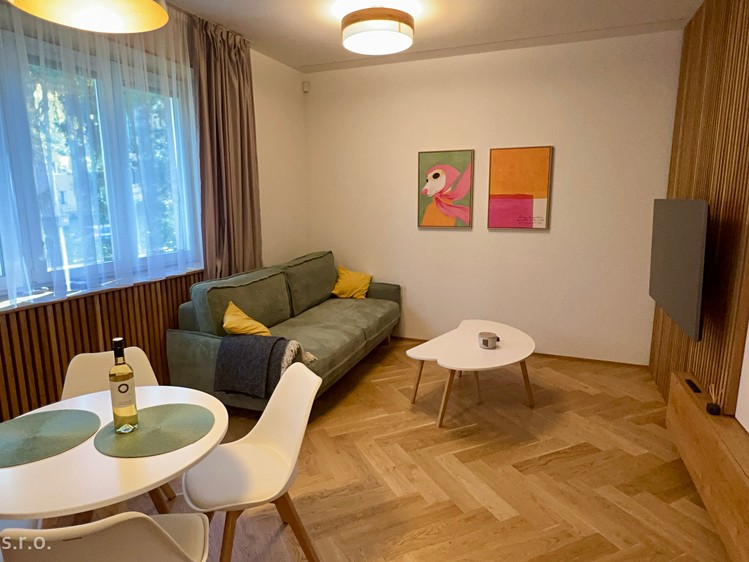 Pronájem bytu 2+kk 49 m² - foto 2