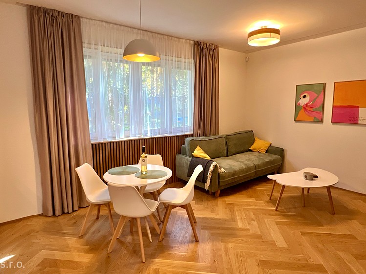 Pronájem bytu 2+kk 49 m² - foto 5