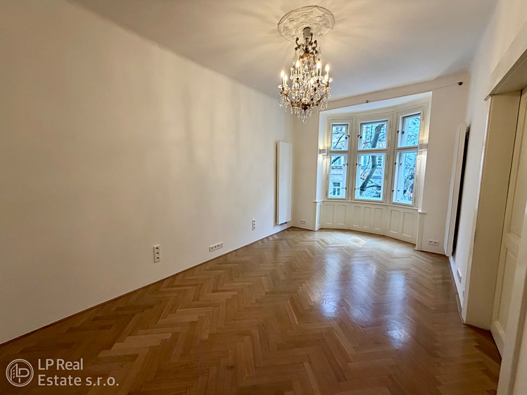 Pronájem bytu 3+kk 78 m² - foto 5