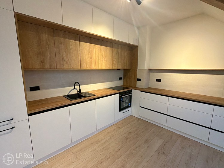 Pronájem bytu 4+kk 128 m² (Mezonet) - foto 6