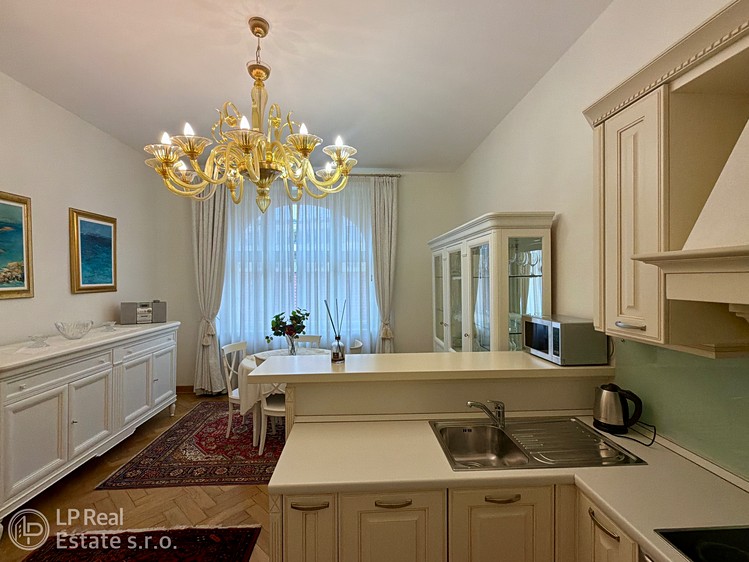 Pronájem bytu 3+kk 79 m² - foto 8