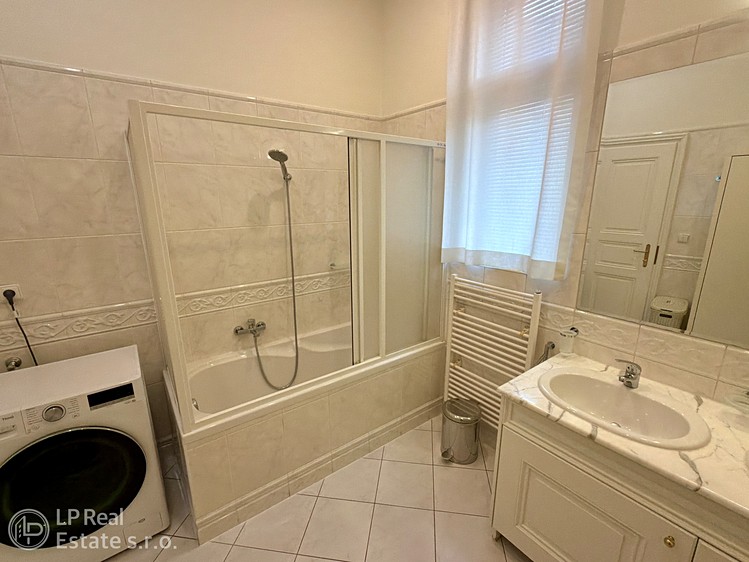 Pronájem bytu 3+kk 79 m² - foto 6