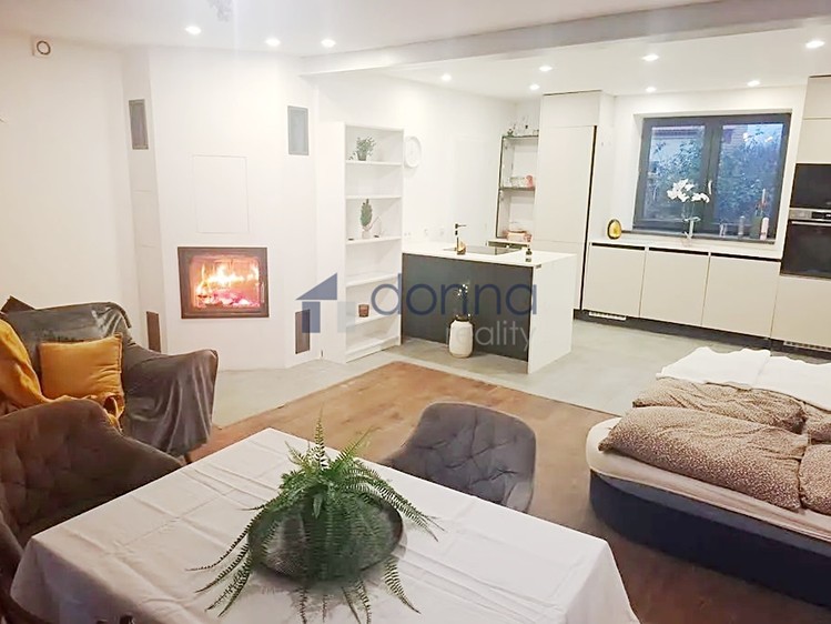 Pronájem bytu 3+kk 68 m² - foto 2