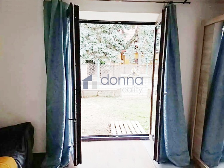 Pronájem bytu 3+kk 68 m² - foto 6