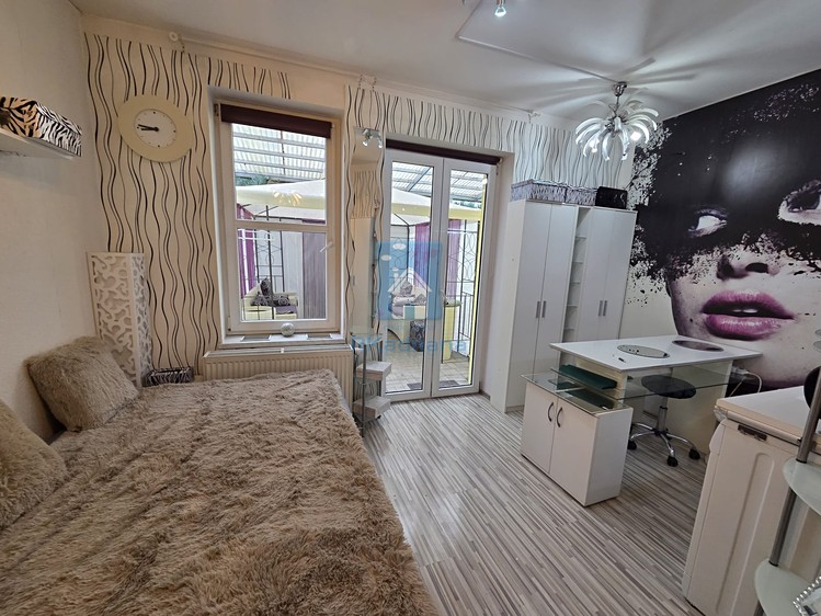 Pronájem bytu 1+kk 28 m² - foto 1
