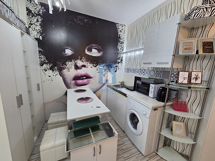 Pronájem bytu 1+kk 28 m² - foto 2