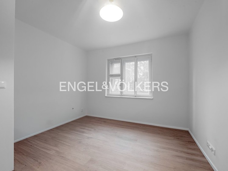 Pronájem bytu 3+kk 80 m² - foto 4