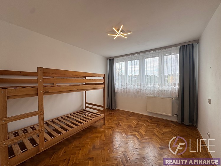 Pronájem bytu 3+1 72 m² - foto 4