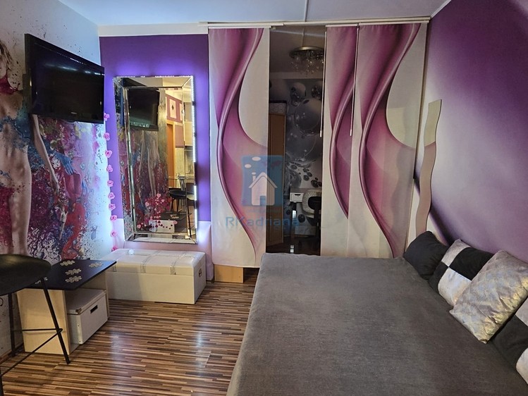 Pronájem bytu 1+kk 35 m² - foto 2