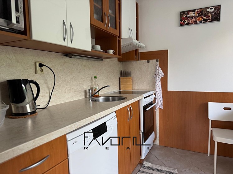 Pronájem bytu 2+1 46 m² - foto 4