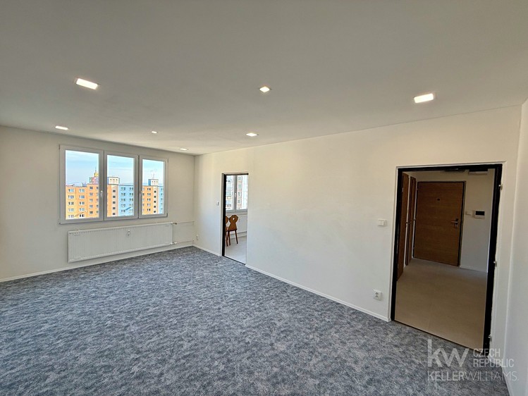 Pronájem bytu 4+1 83 m² - foto 7