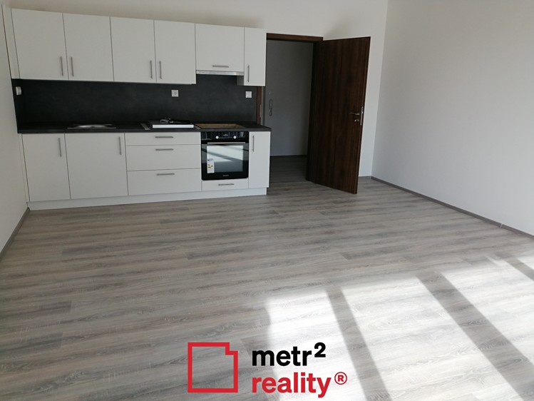 Pronájem bytu 1+kk 29 m² - foto 2