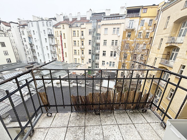 Pronájem bytu 3+1 109 m² - foto 5